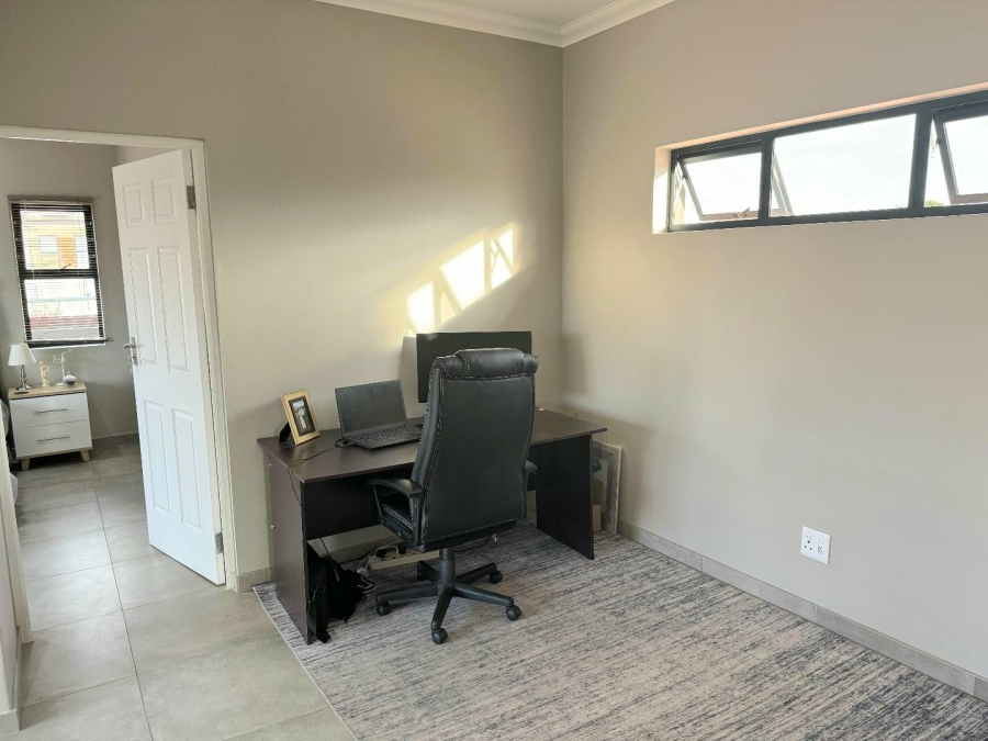 3 Bedroom Property for Sale in Langenhovenpark Free State